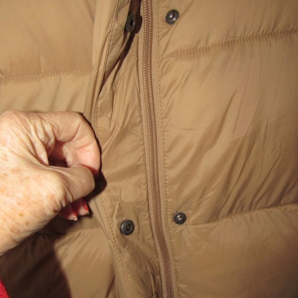 WOMEN'S PUFFER COAT. BEIGE. XL. NWT. - Picture 3 of 13